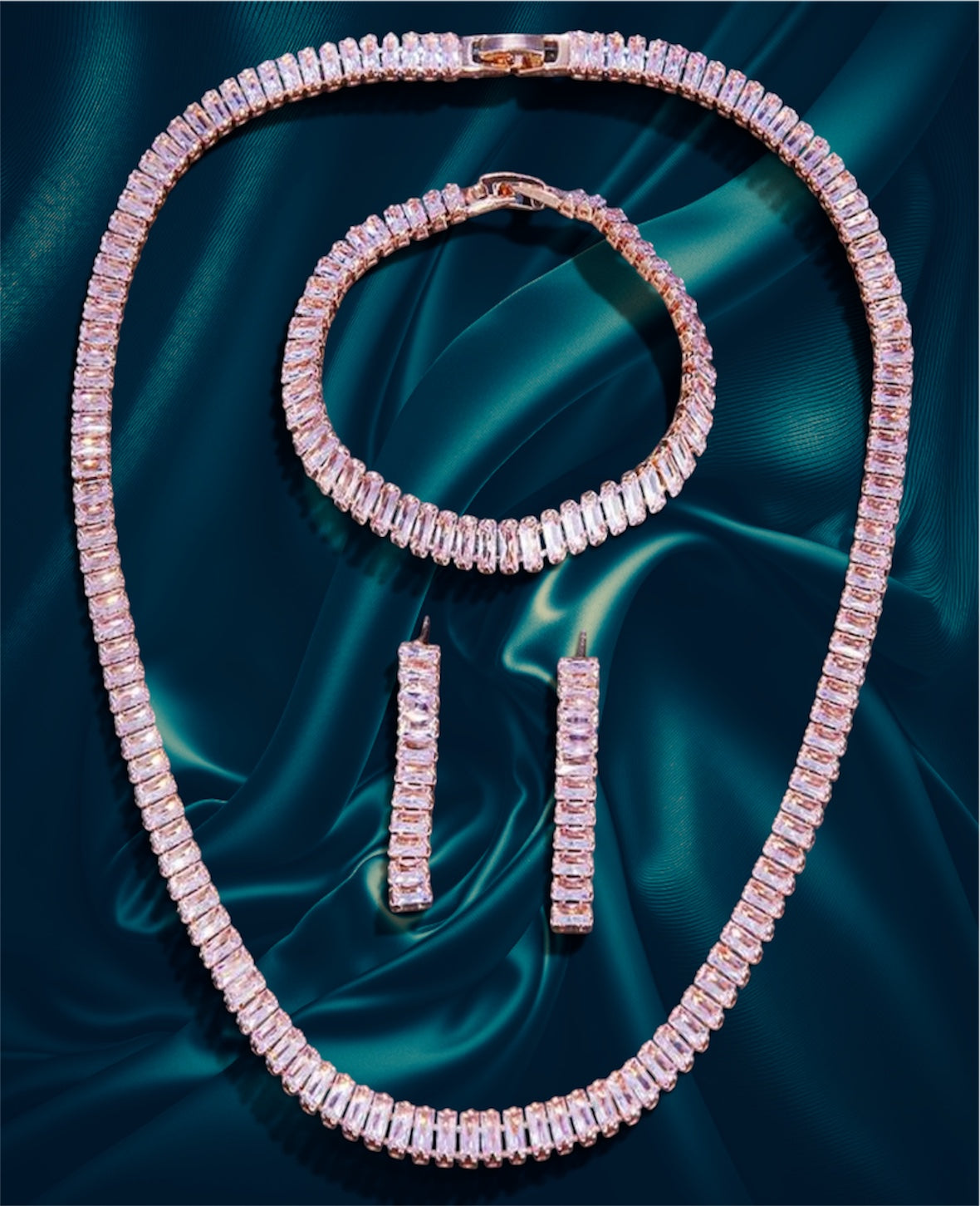 💖Pink iced tennis chain and sleek earring set absolute showstopper vibes!🌺